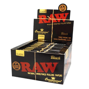 Raw Black Papers Kingsize Slim + Tips in Display Box